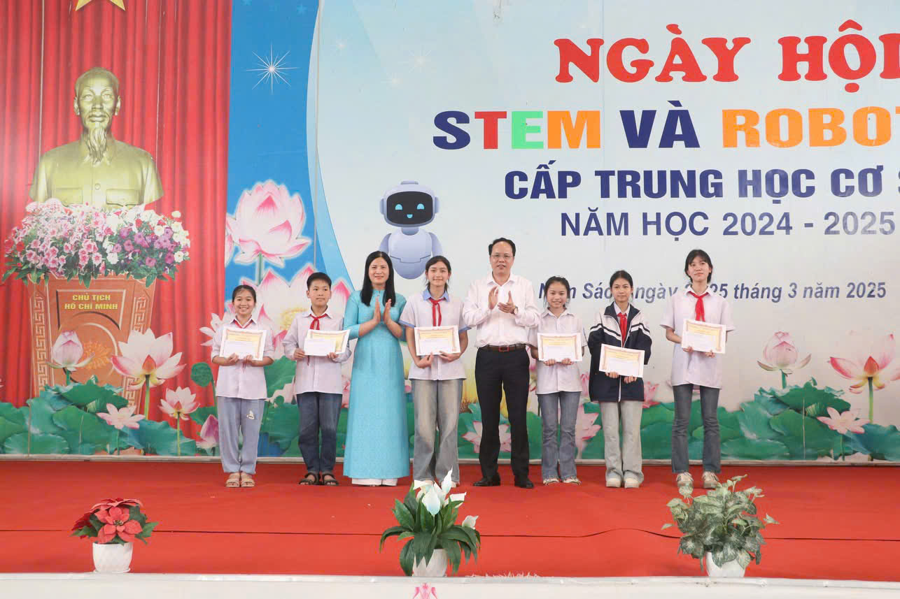 z6442007699394 9b996468e4ea9b27b2b33129580438cd